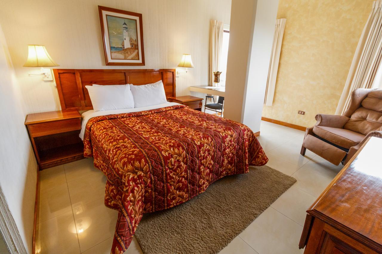 Olintepeque Hotel Anna Inn מראה חיצוני תמונה
