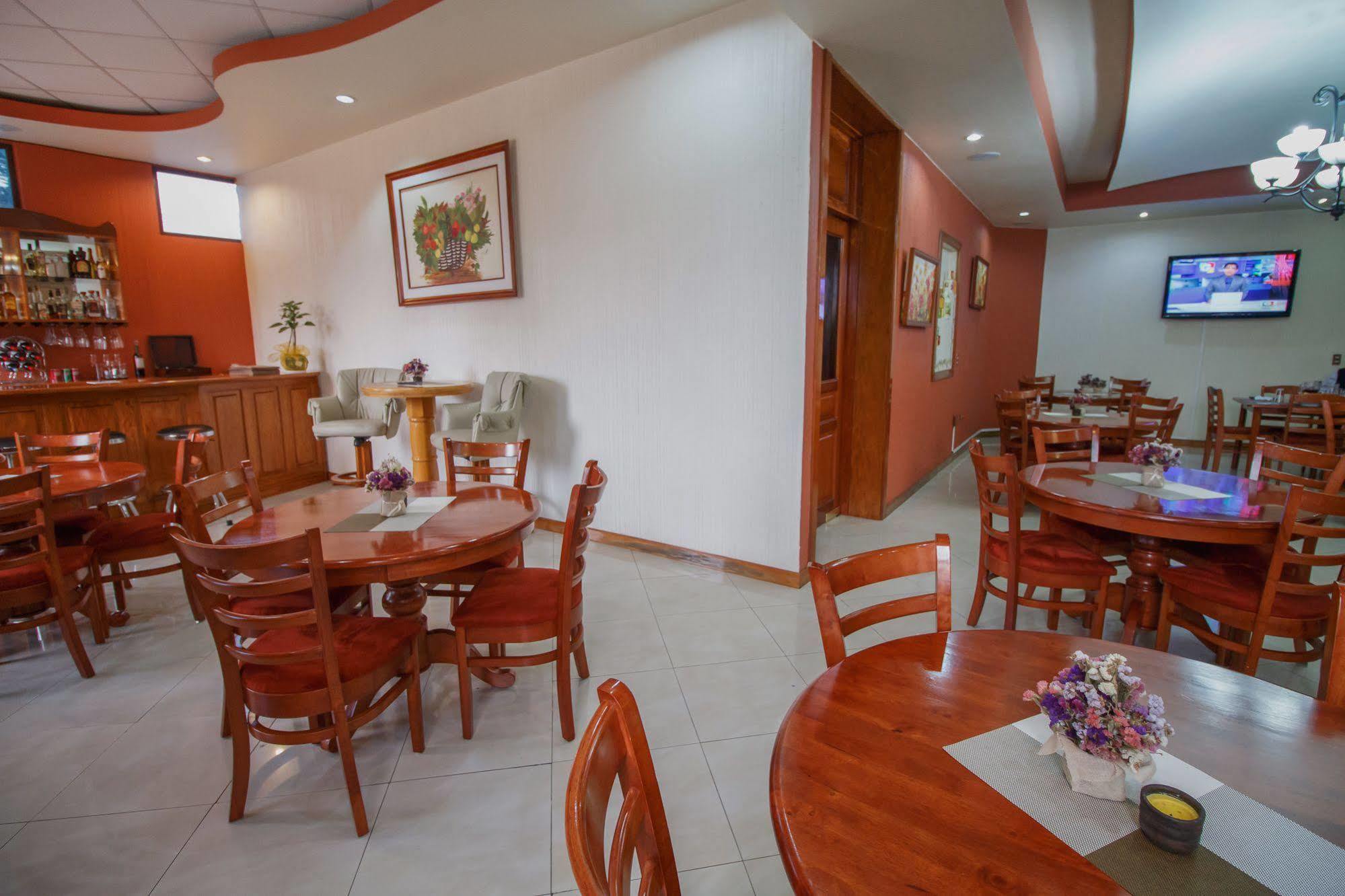 Olintepeque Hotel Anna Inn מראה חיצוני תמונה